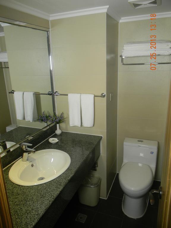 New Gloria Plaza Garden Hotel Харбин Номер фото