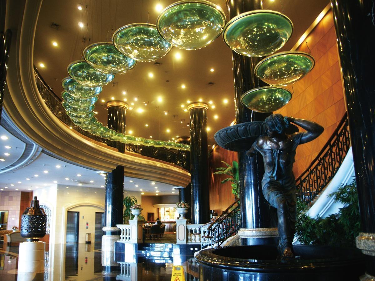 New Gloria Plaza Garden Hotel Харбин Экстерьер фото